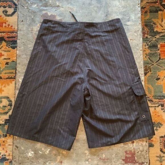 First Wave Roundtree and York swim trunks Black Pin Stripe Size 34 - Picture 2 of 6